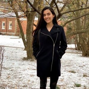 Meet your Posher, Andrea